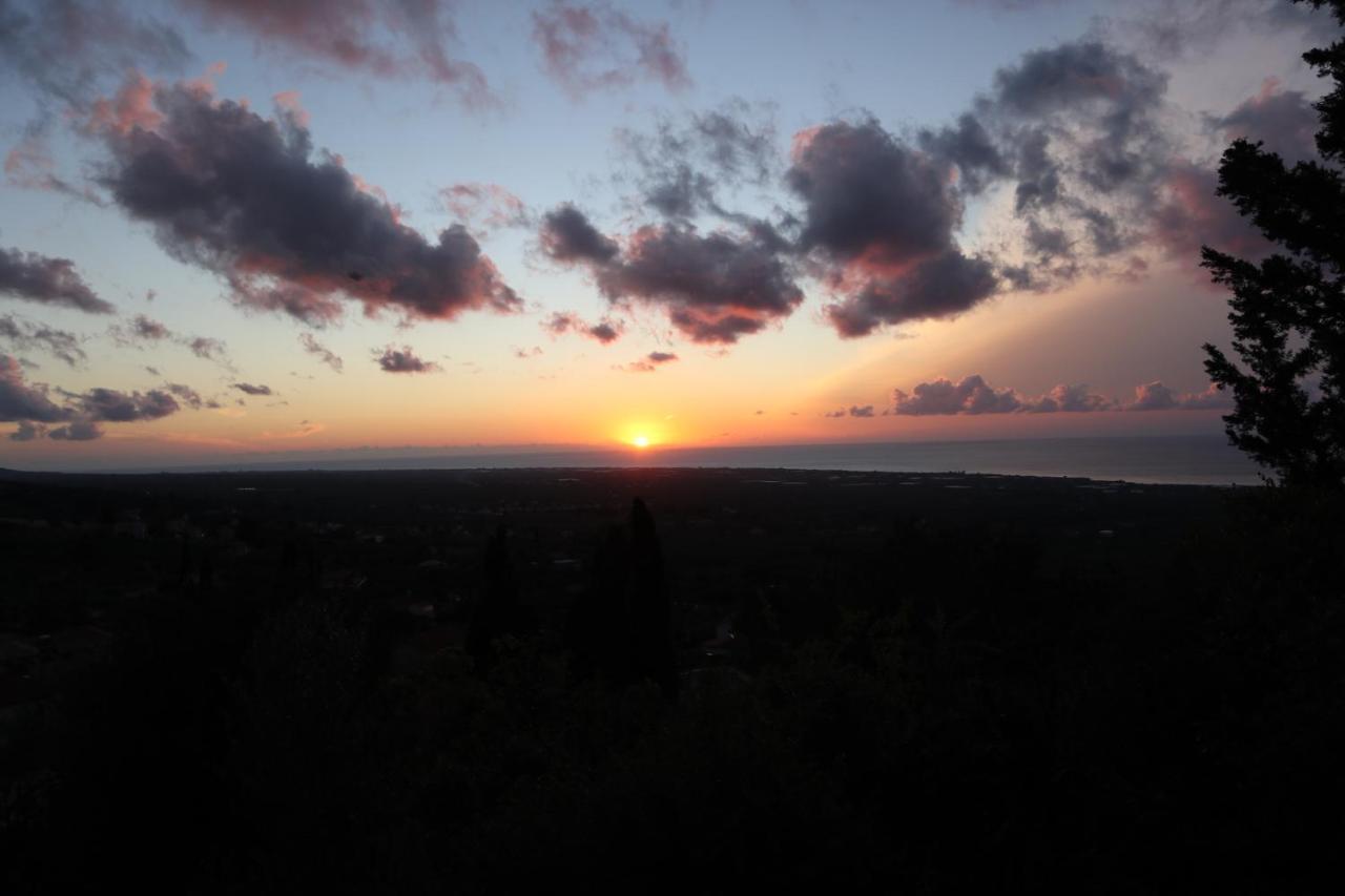 Вілла Petromanos, A Unique Place With Dreamy Sunsets! Xirokambos  Екстер'єр фото