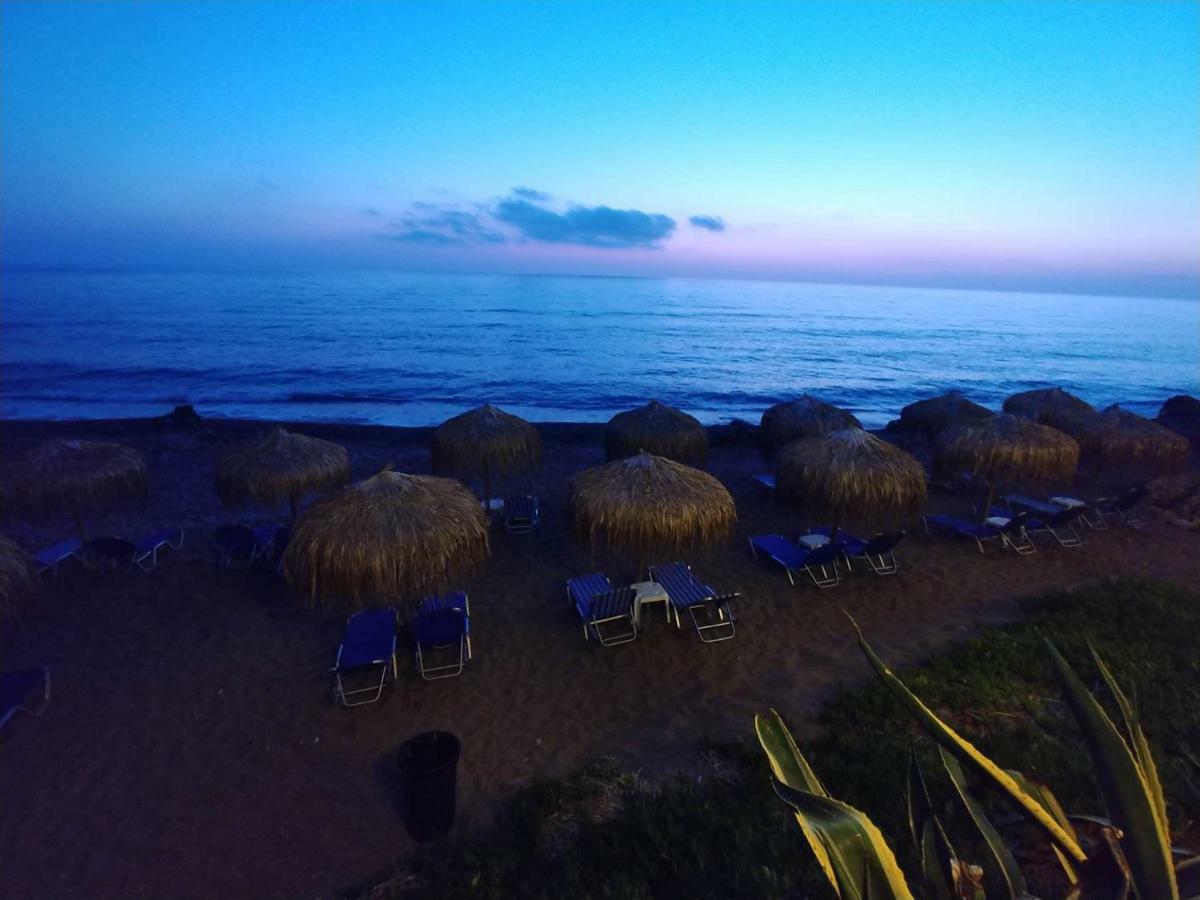 Вілла Petromanos, A Unique Place With Dreamy Sunsets! Xirokambos  Екстер'єр фото